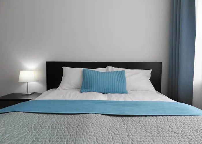 New, 2Br, Close To Airport By Visitwarsaw Apartments